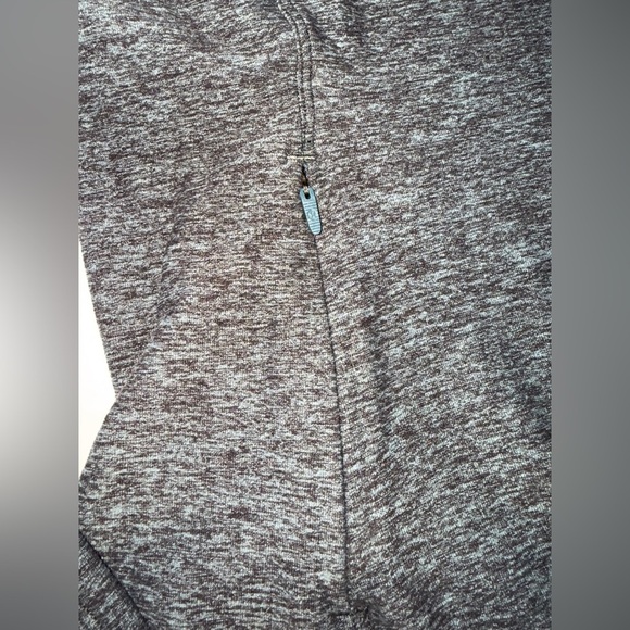 Lululemon Runderful Long Sleeve - Picture 8 of 8